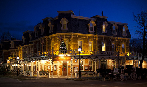 niagara on the lake christmas tour